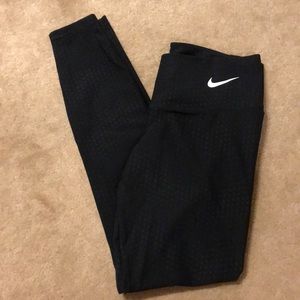 Legend 2.0 Tight Nike Dri-Fit Women’s leggings